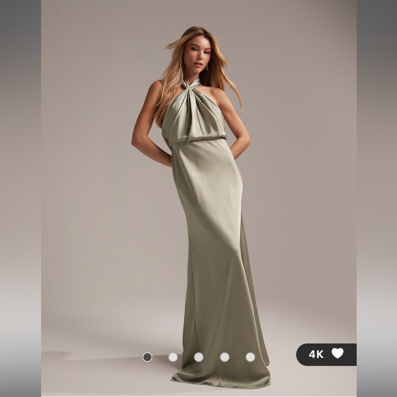 ASOS DESIGN Bridesmaid satin ruched halter neck maxi dress in sage green - Picture 2 of 11
